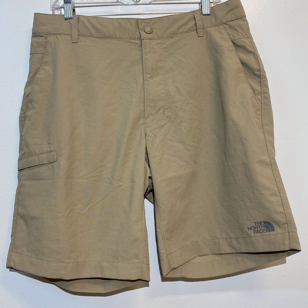 The North Face Outdoor‎ Tan Shorts Men's 34